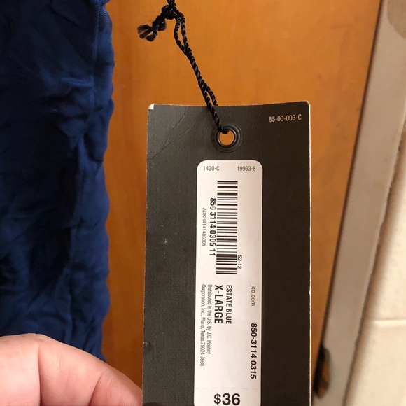 Women’s XL Tops w/Tags - Picture 6 of 6